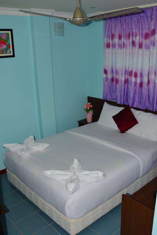 Coral Queen Inn Hulhumale Room photo